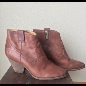 Frye Raina bootie